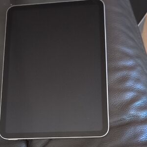 Sleek Black Tablet with Modern Design and Matte Finish